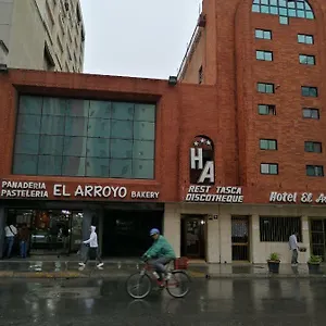El Arroyo Hotel