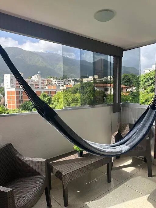 El Marques Caracas, Excelente Ubicacion Apartment